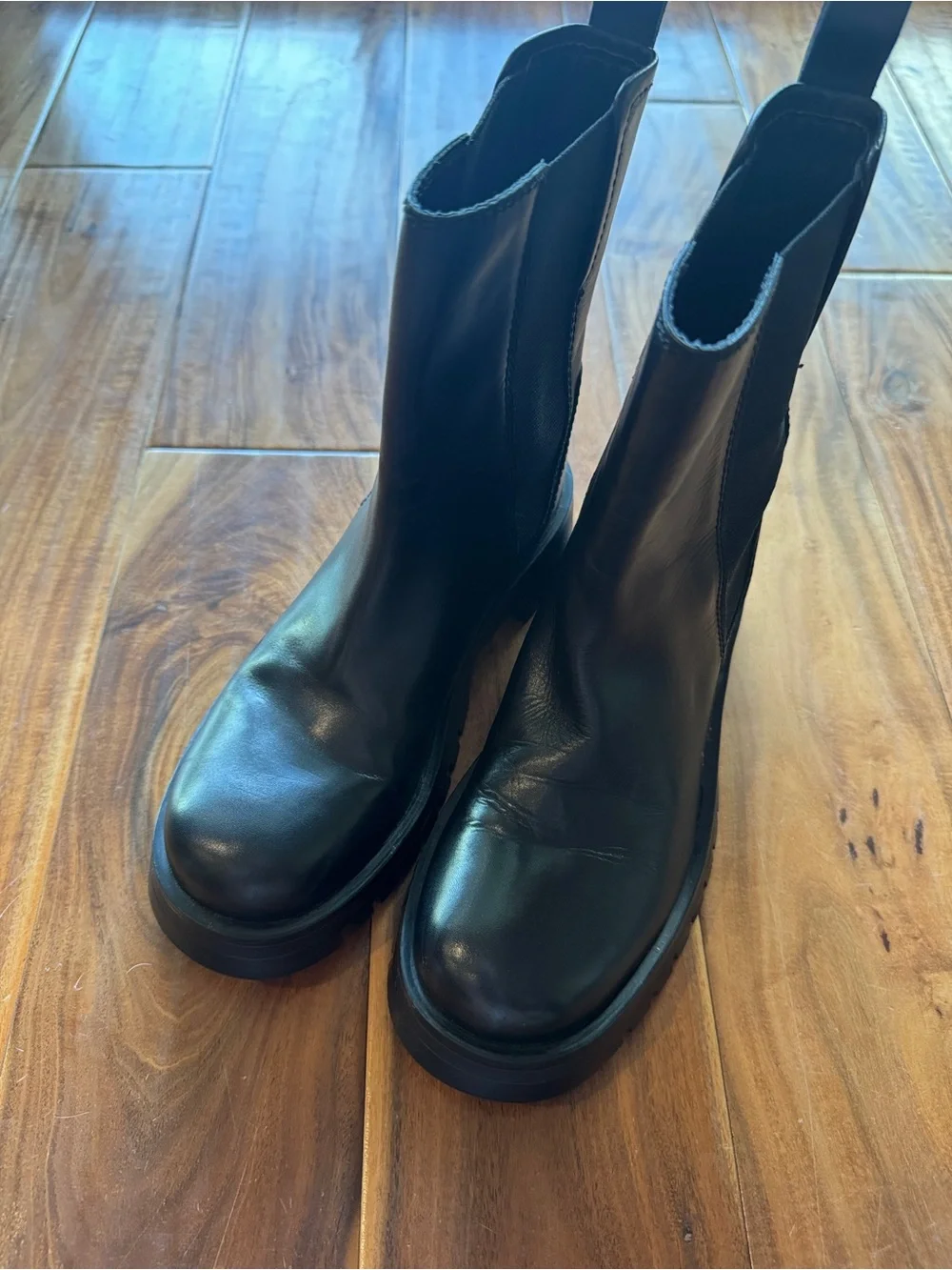 Zara women’s Black Chunky Boots size 6